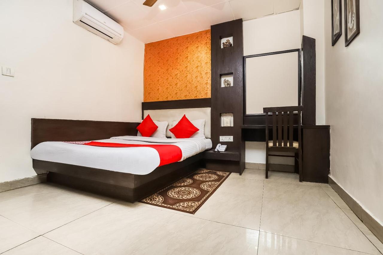 Hotel Shiv Palace Νέο Δελχί Εξωτερικό φωτογραφία