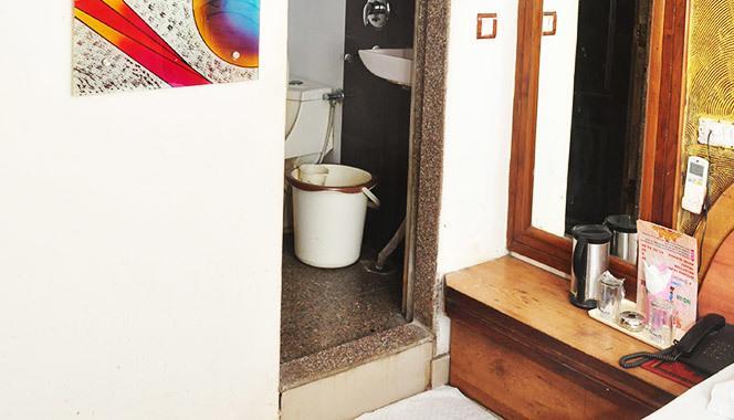 Hotel Shiv Palace Νέο Δελχί Δωμάτιο φωτογραφία