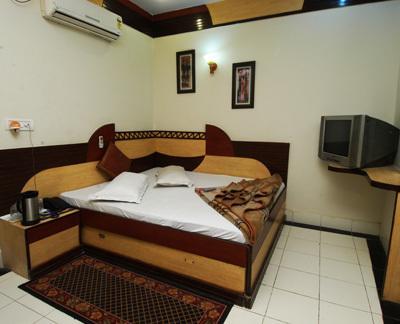 Hotel Shiv Palace Νέο Δελχί Δωμάτιο φωτογραφία