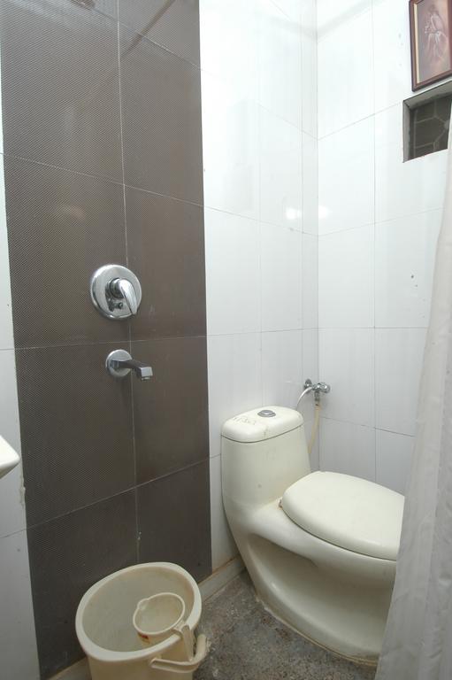 Hotel Shiv Palace Νέο Δελχί Εξωτερικό φωτογραφία