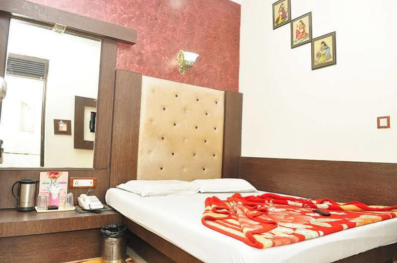 Hotel Shiv Palace Νέο Δελχί Εξωτερικό φωτογραφία